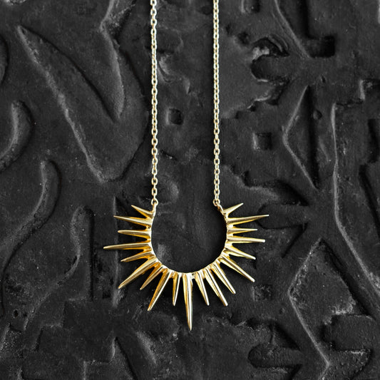 Necklace sunburst brass/gold plated 16L gold