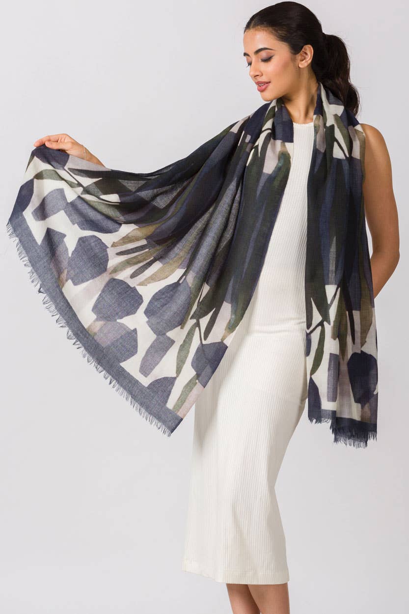 Navita Fine Wool Shawl: Black & Silver