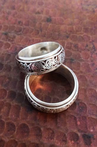 Sterling Silver Spinner Ring, Filigree