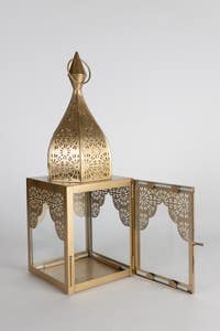Lantern square w/minaret iron/glass 6sqx16H gold